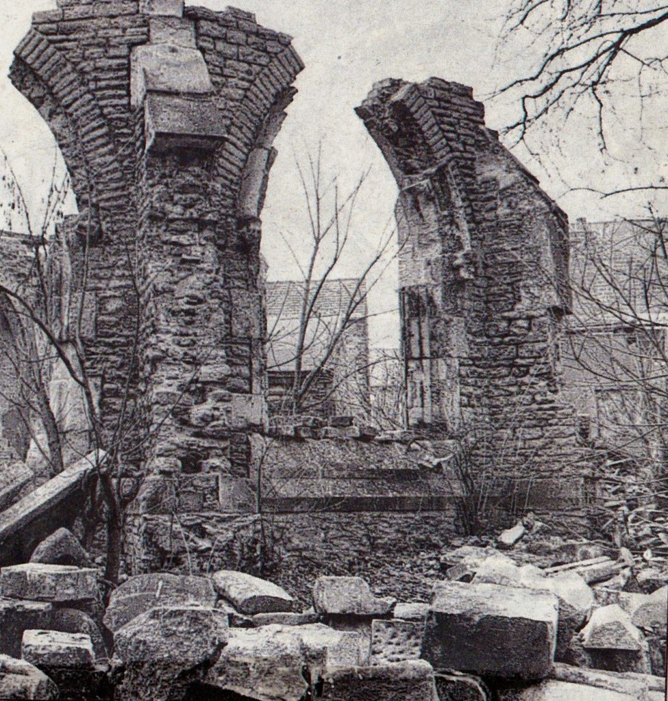 The ruined chapel 1981