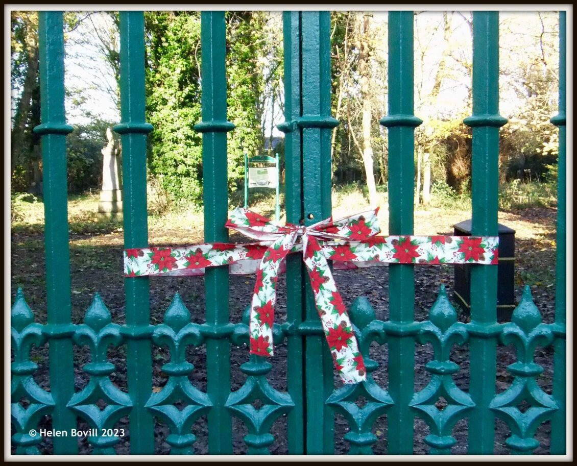 The Hull General Cemetery gates after refurbishment, with ribbon attached